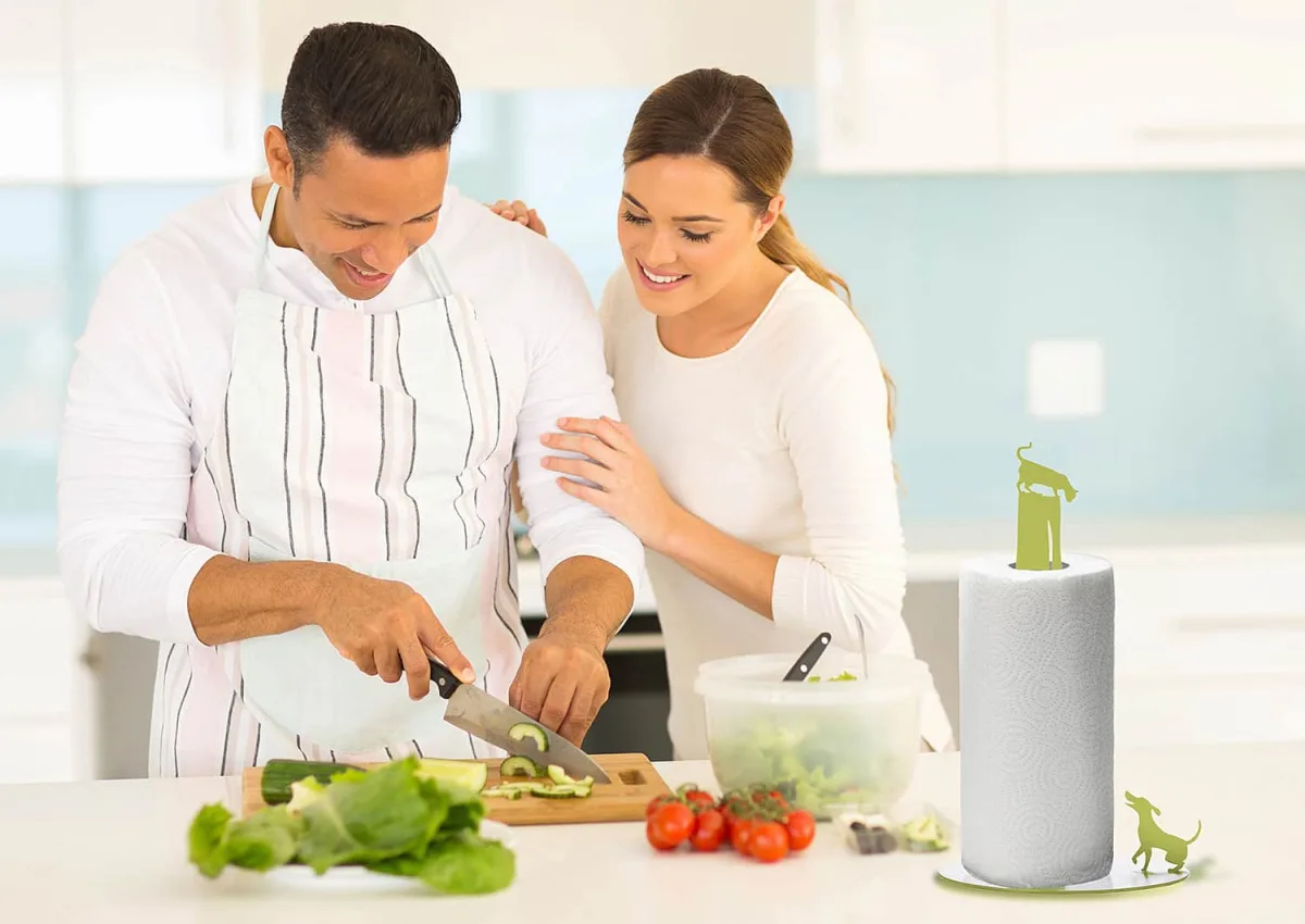 Grøn køkkenrulleholder hund og kat